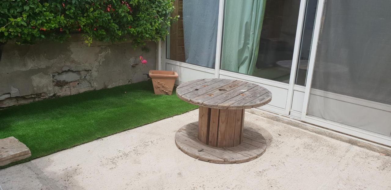 アルル Joli Maison En Pierreヴィラ エクステリア 写真